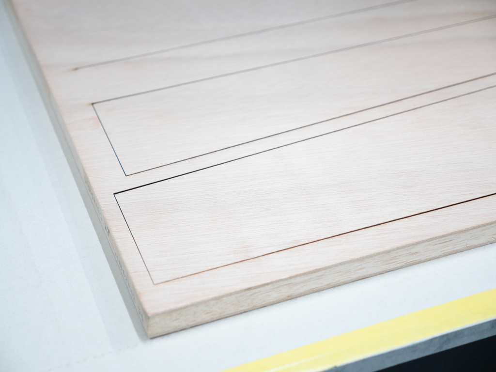 千葉県船橋市の木工工場に導入したレーザー機